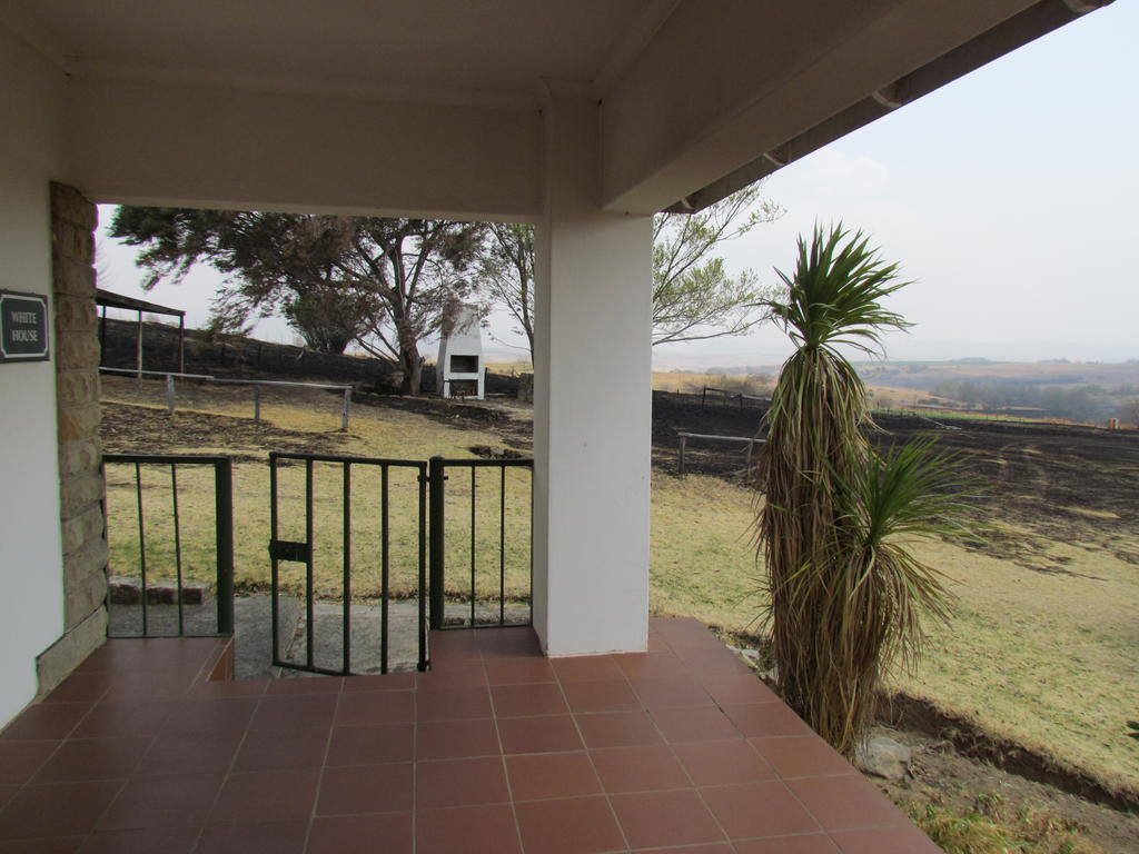 Pumula Guest Farm Villa Fouriesburg Ngoại thất bức ảnh
