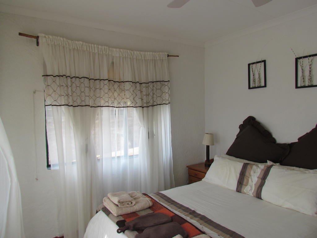 Pumula Guest Farm Villa Fouriesburg Ngoại thất bức ảnh